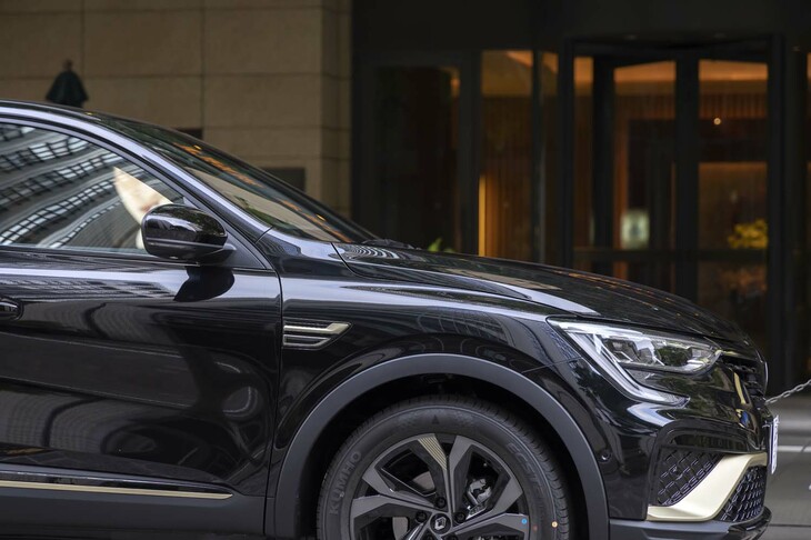 ルノー・アルカナE-TECHエンジニアード