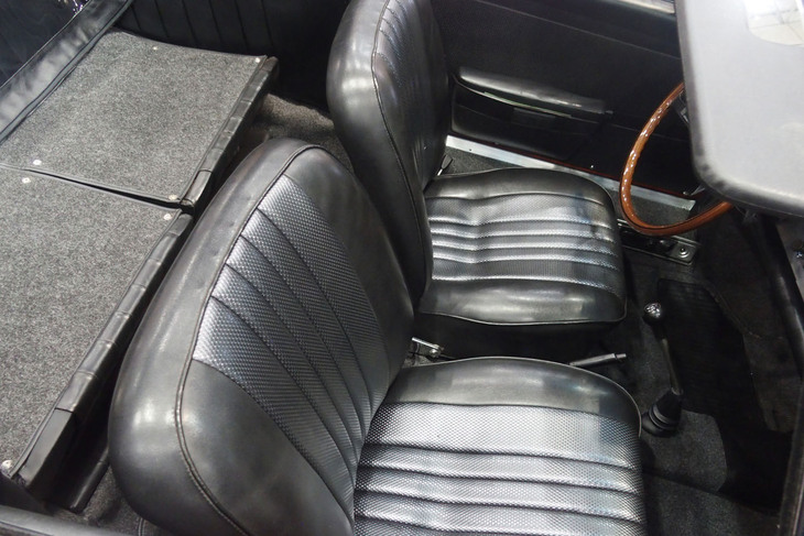 ポルシェ912タルガ ソフトトップウィンドウ（1962年）／AUTO DIRECT