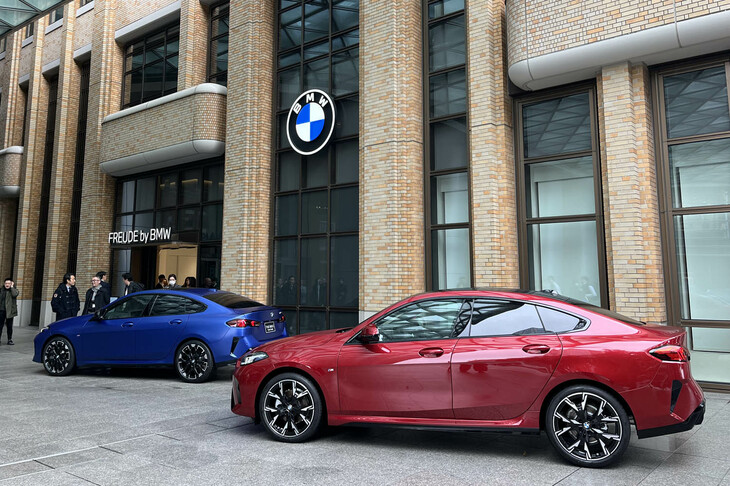 新型「BMW 2シリーズ グランクーペ」の発表イベントの様子。