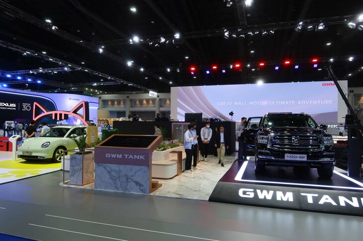 中国の長城汽車が披露した「タンク500」はハイブリッドパワートレインを搭載するオフロード四駆だ。