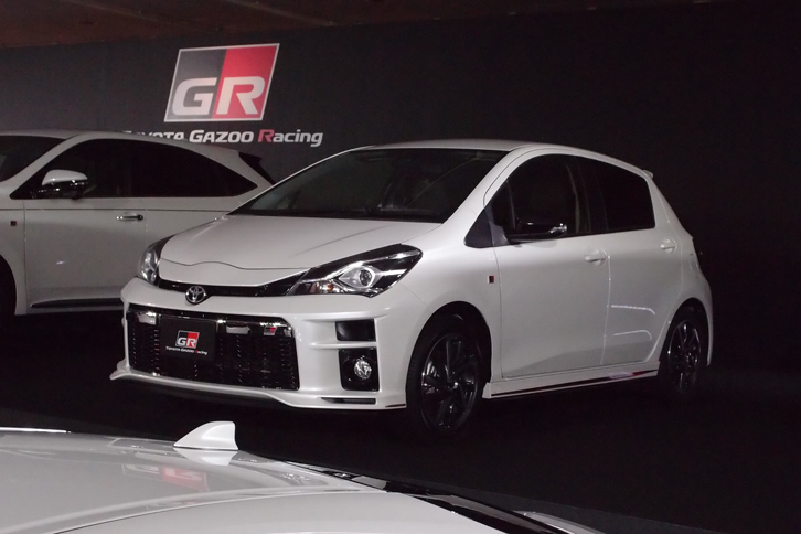 ヴィッツGRスポーツ