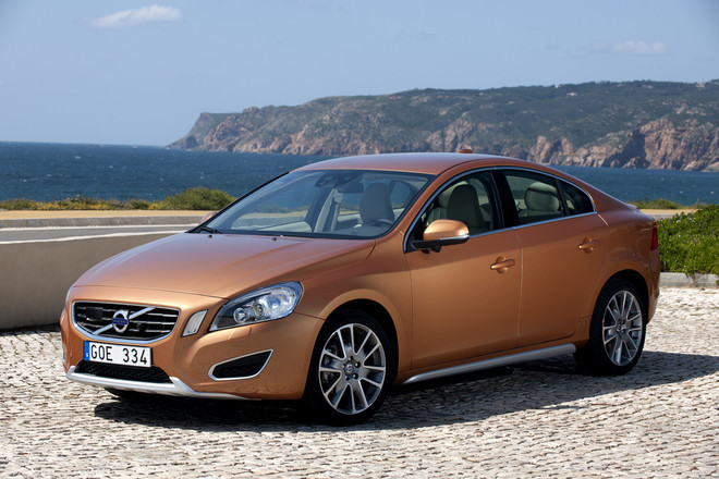 ボルボS60 2.0T（FF/6AT）【海外試乗記】