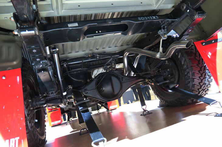 三菱トライトン ラリーカー“アジアクロスカントリーラリー参戦車”（レプリカ）