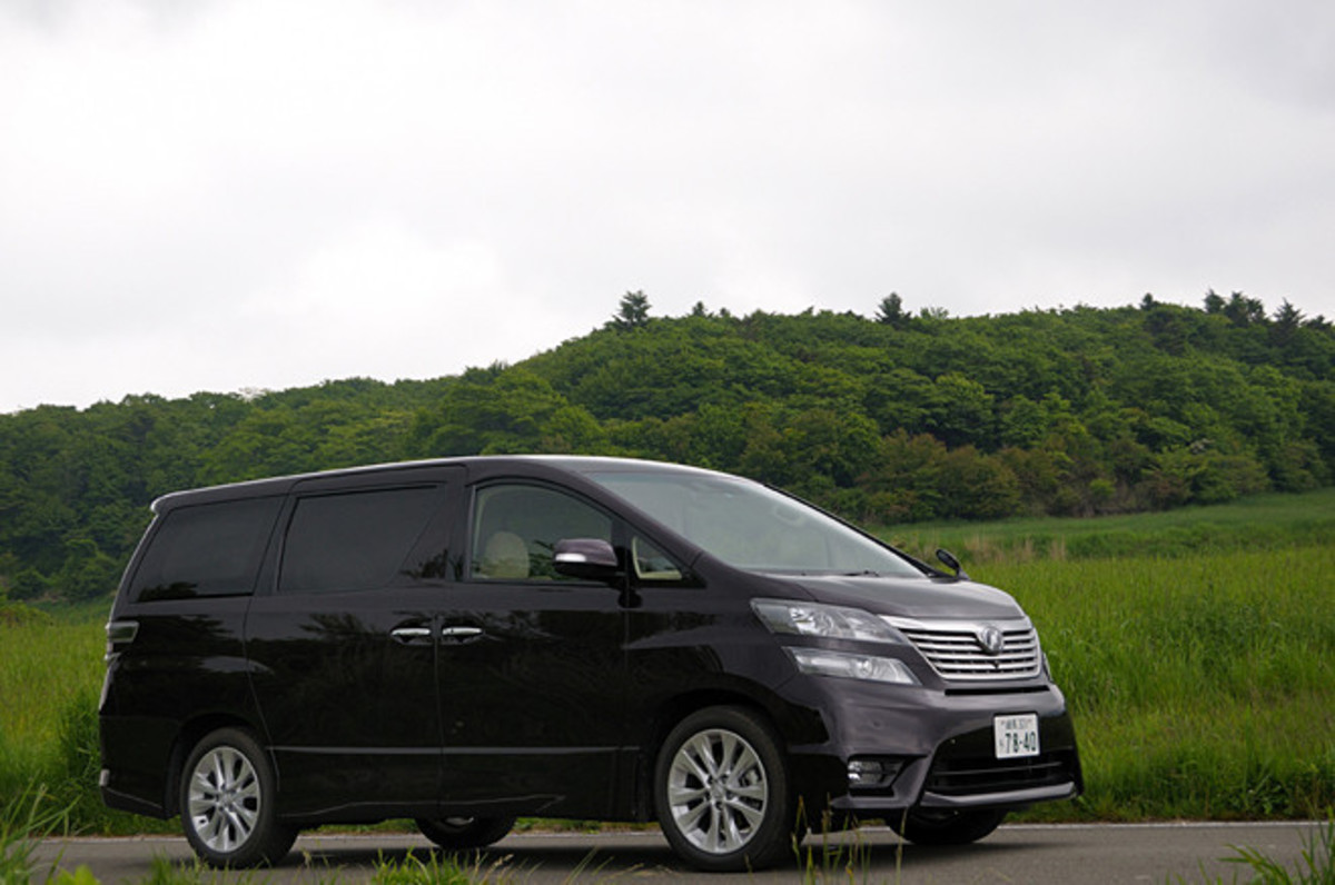 トヨタ・ヴェルファイア 3.5Z“Gエディション”（FF/6AT）【ブリーフ