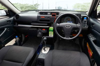 「トヨタ・プロボックス／サクシード」にハイブリッド車が登場の画像