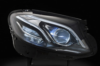 84個ものLEDが用いられる、次期型「メルセデス・ベンツEクラス」のヘッドランプ。