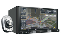 「AVIC-RZ09」
    2DINタイプの標準サイズモデル。「RZ」はメイン機種となるためバリエーションも多い。「RZ」に限らず型番に09が付くトップモデルはモニターに光沢パネルを採用するため発色がより鮮やかになる。