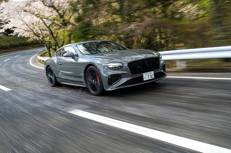 ベントレーのラグジュアリークーペ「コンチネンタルGT」の新型が日本に上陸。内外装は従来型のイメージを踏...