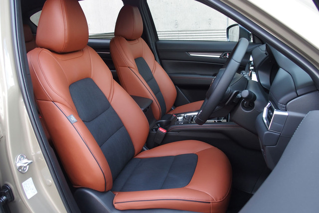 マツダが「CX-5」を一部改良 グレードの整理と価格改定も実施