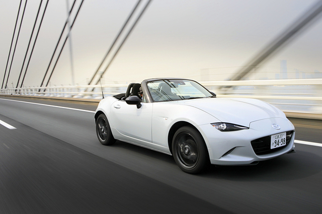 マツダ・ロードスター【開発者インタビュー】 スポーツカーを