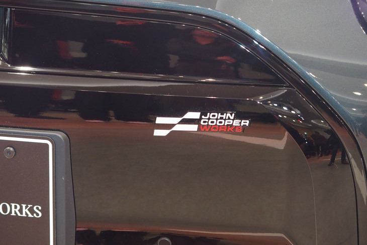 MINIジョンクーパーワークスE（フロントエンブレム）