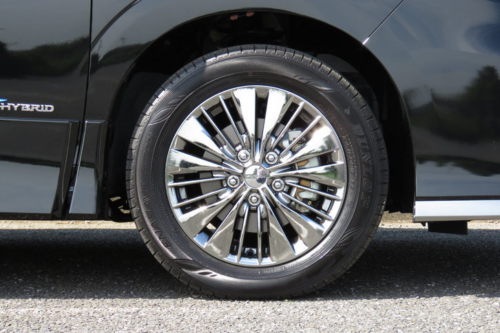 日産セレナ ライダー“AUTECH 30th Anniversary”プロパイロットエディション（ホイール）