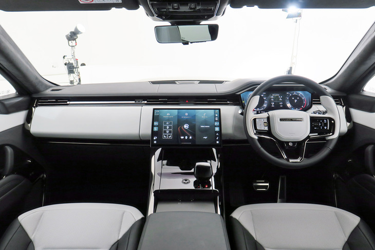 レンジローバー・スポーツSVエディションワン（インストゥルメントパネルまわり）