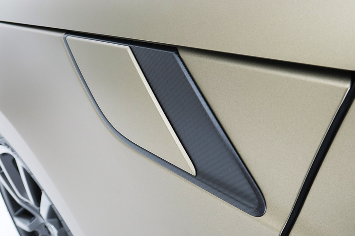 レンジローバー・スポーツSVエディションワン（エクステリア）