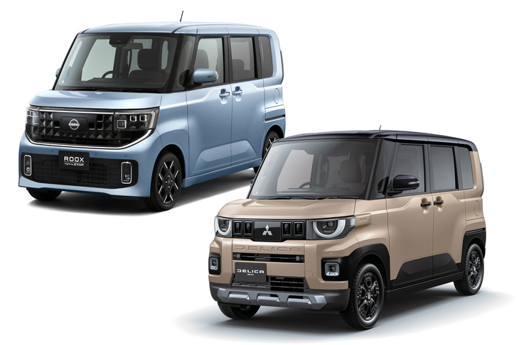 「日産ルークス」（写真左上）と「三菱デリカミニ」（同右下）の比較。初代デリカミニでは、バンパーなどを除くボディーパネルは兄弟車と共通で、塗装によって違いを見せていた。