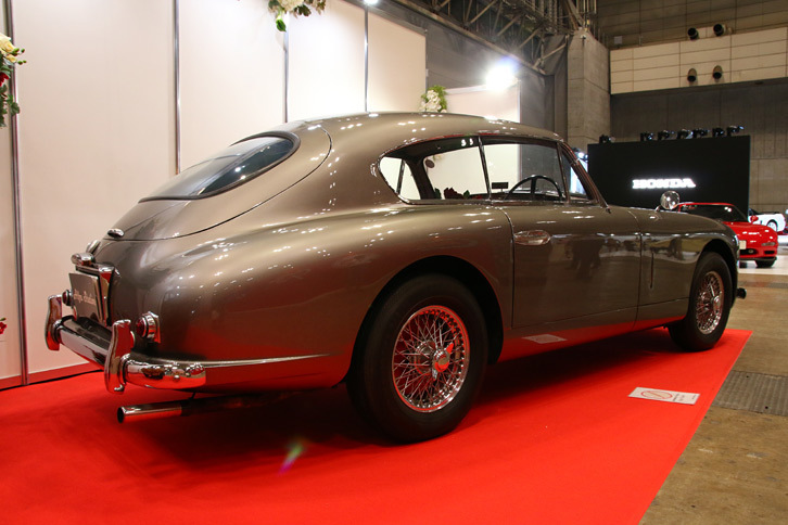 アルファステーションのブース