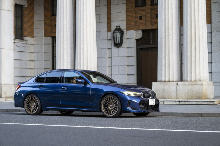 2025年末でBMWへ商標権を譲渡し、60年にわたる自社製コンプリートカー製造に終止符を打つアルピナ。最終モデルの「B3 GT」は、どう変わったのでしょうか。（photo：小河原 認）