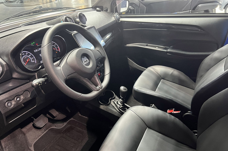 エクサム・メガeスカウティー（インテリア）