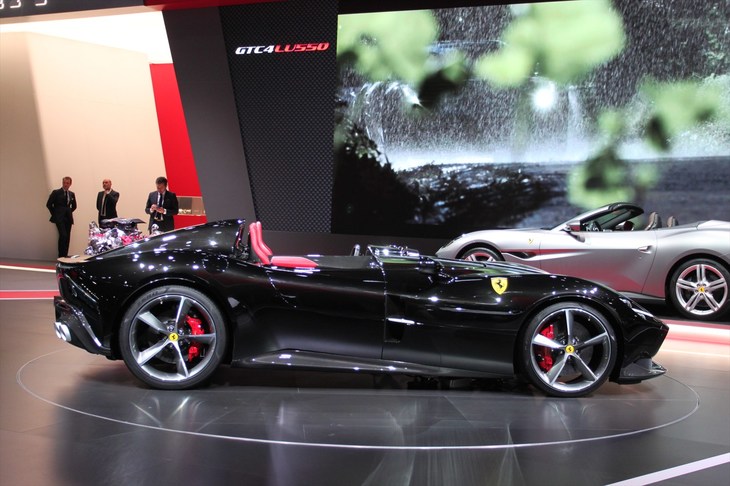 フェラーリ・モンツァｖ