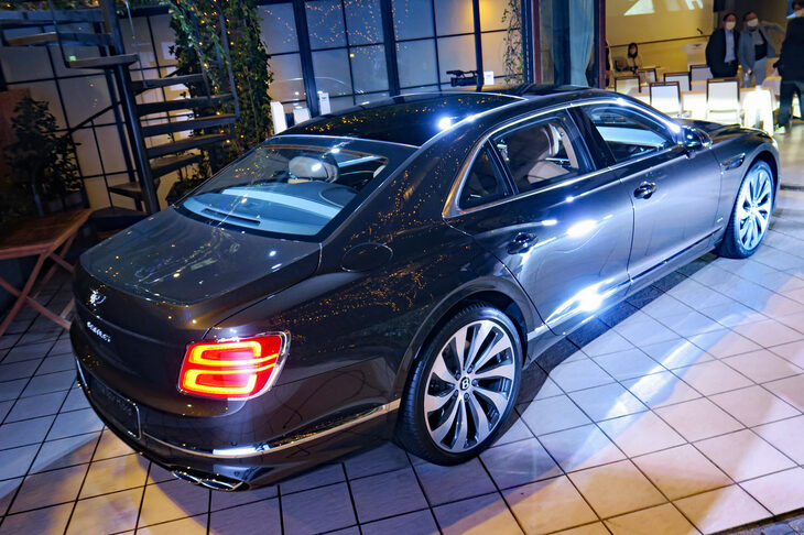 当初、日本での販売開始は2022年第2四半期とされていたが、スケジュールはやや遅れ気味で、同年の後半になるとのことだ。