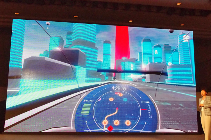こちらは、VR映像を活用する「THE MAZE」のイメージ。未来のモビリティーが疑似体験できるという。