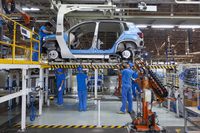 上海・安亭鎮に位置する上海フォルクスワーゲンの工場の様子。2009年、中国はアメリカを抜いて世界最大の自動車市場になるとともに、世界一の自動車生産国となった。