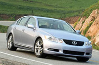 トヨタ、アメリカでハイブリッド車を生産