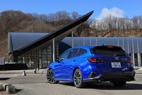 試乗車のグレードは「STI Sport EX」。運動性能を高める各種装備と、最新の運転支援システムおよびインフォテインメントシステムを備えた、最上級モデルだ。