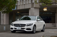 メルセデス・ベンツC350eアバンギャルド