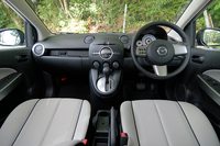 マツダ・デミオ 13C-V（FF/CVT）【ブリーフテスト】の画像