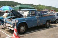 1962年「プリンス・マイラー」。プリンス自動車が製作したマイラーは、アメリカ風のグッド・デザインだった。今年は積算車に乗せられてやってきたが、来年は自走で参加するとのこと。