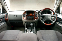 三菱パジェロ ロング エクシードII（5AT）【ブリーフテスト】の画像