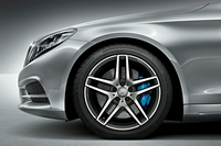 メルセデス、PHV「S550e ロング」をドレスアップの画像