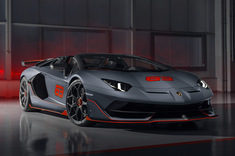 ランボルギーニ スポーツカー 2台セット ランボルギーニ アヴェンタドールS（パールホワイト）｜株式会社