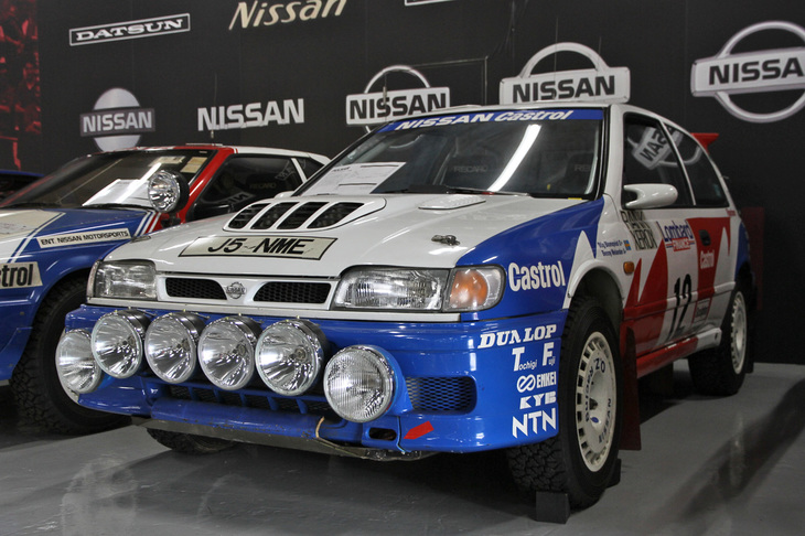 「ラリーの日産」の夢を再びと、1991年にWRCにカムバックした「パルサーGTI-R」。当時のグループAラリーカーの主流となっていたDOHC 16バルブ2リッターターボエンジンとフルタイム4WDを組み合わせていたが、熱害をはじめとする問題に悩まされ、目立った成績は残せなかった。この個体は1992年のRACラリー出場車。