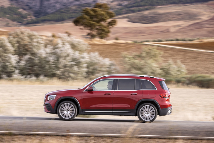 メルセデス・ベンツGLB200d 4MATIC