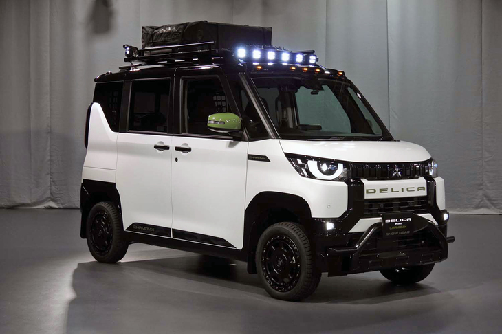 三菱デリカミニCHAMONIX SNOW GEAR（エクステリア）