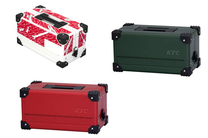 ディープグリーン、パールレッドなどの色も。ホワイトにはオリジナルデカールが付属し、デコレーションも楽しめる。