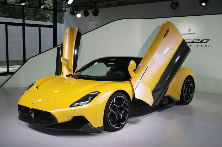 マセラティMC20（エクステリア）