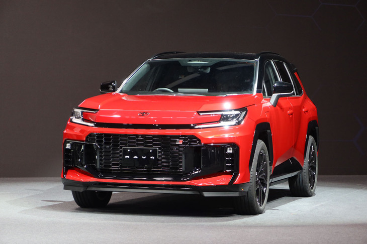 トヨタRAV4 GRスポーツ