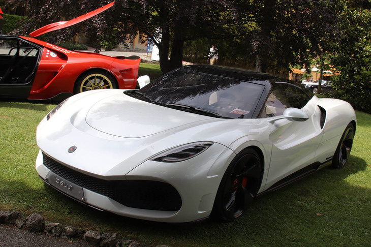 イタルデザインが開発に協力した「デウス・ヴァイヤンヌ」。2022年5月21日、イタリア・コモの「コンコルソ・デレガンツァ・ヴィラ・デステ」で撮影。解説は後半で。