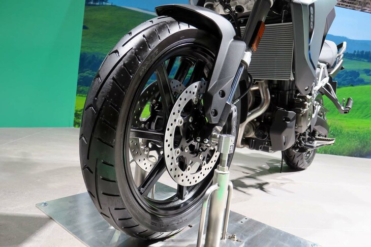 スズキVストローム800