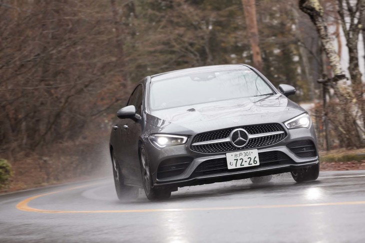 2019年10月1日に発売された「ダンロップ・オールシーズンマックス エーエスワン」。スタイリッシュな新型「メルセデス・ベンツCLA」に装着してテストドライブに出掛けた。