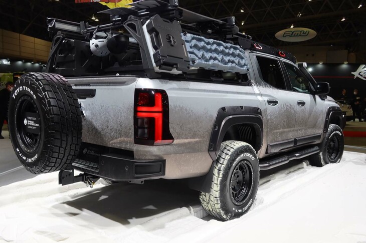 三菱トライトン SNOW SHREDDER CONCEPT