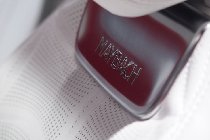 マイバッハSL680モノグラムシリーズ（シート）