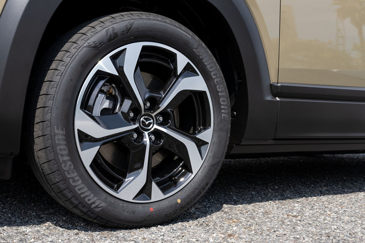 マツダMX-30ロータリーEV（フロントホイール）