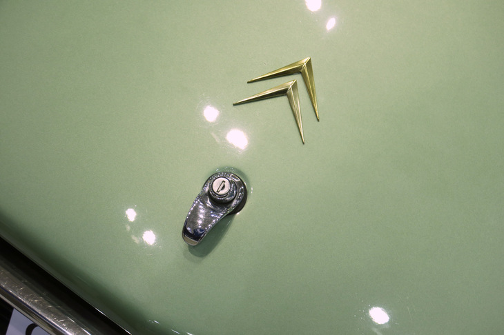 シトロエンDS23／アウトニーズ