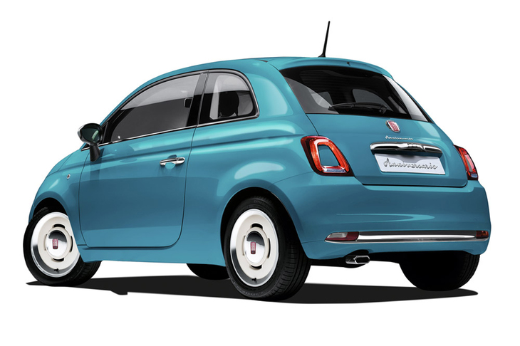 「500アニベルサリオ」（ボディーカラーは「グリーンティーリーフ」）