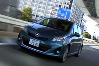 トヨタ・ヴィッツRS