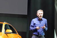 「アウディQ8」のエクステリアデザインのプロジェクトリーダーであるフランク・ランバーティ氏。